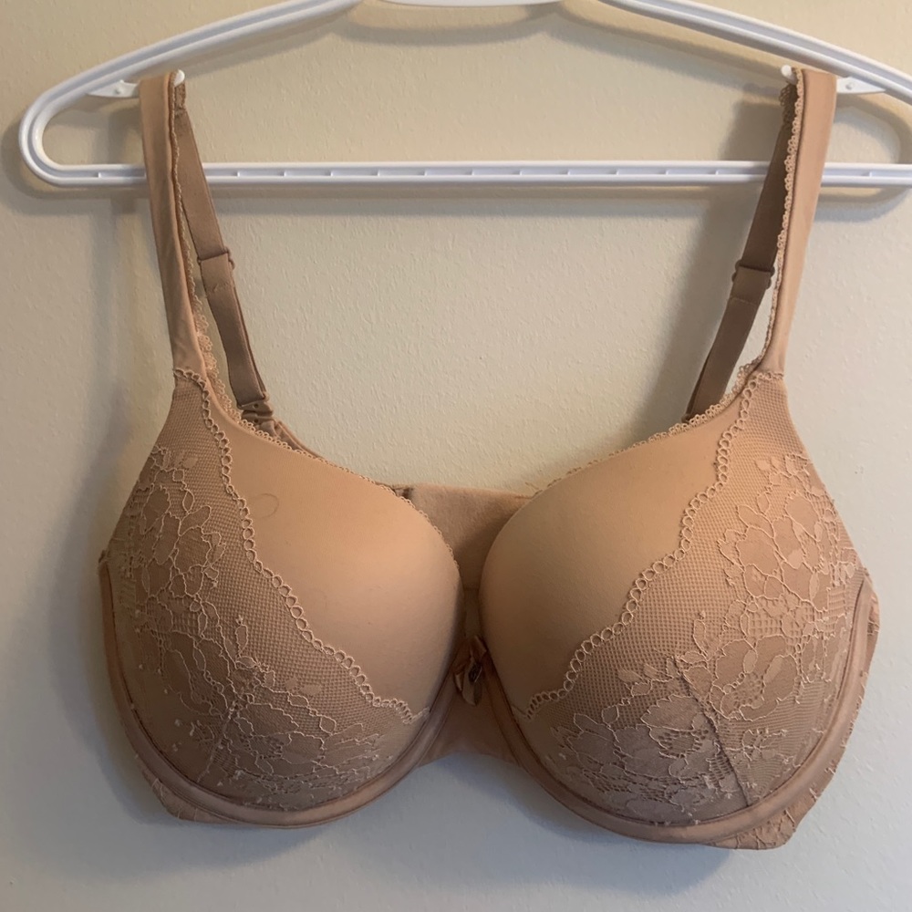 Body by Victoria’s Secret perfect shape bra 34DDD